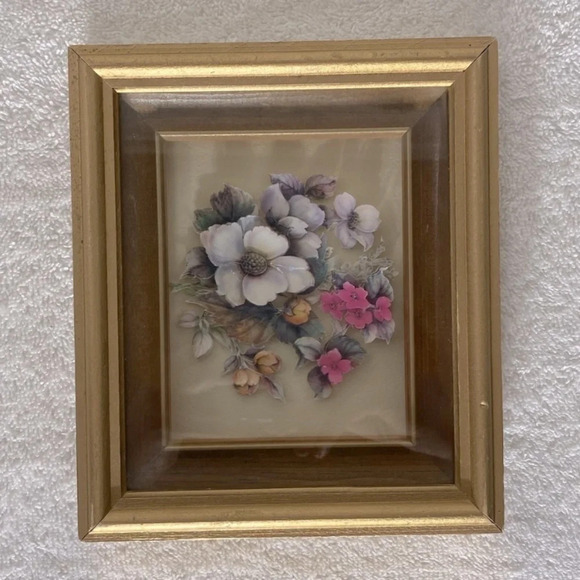 Vintage Framed Handmade 3D  Flowers Paper Tole Art - Picture 1 of 11